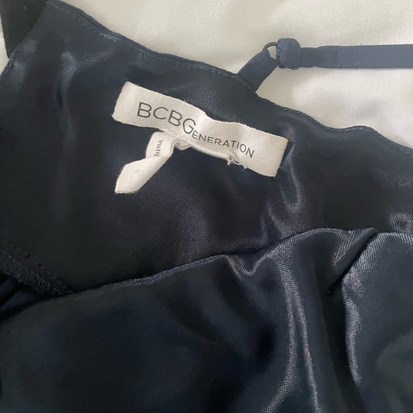 BCBG Generation Navy Jumpsuit - size S - Picture 2 of 7